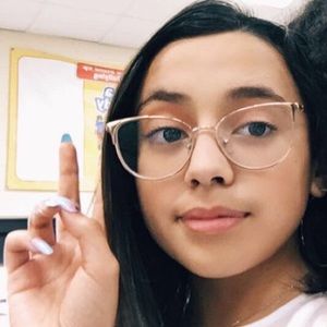 Meet your Posher, Joanny